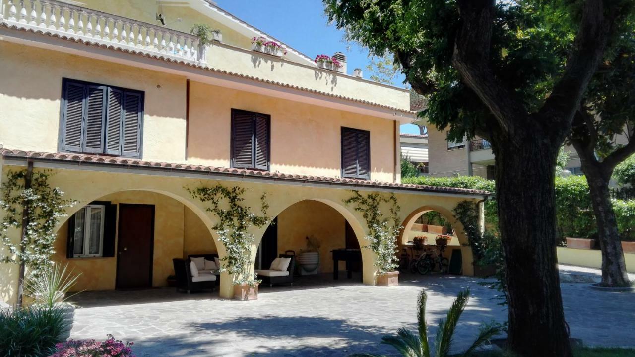 Villa Orsini Рим Экстерьер фото